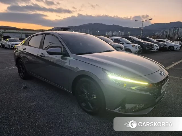 Hyundai Avante Hybrid (CN7) id 3451474 из Кореи 12