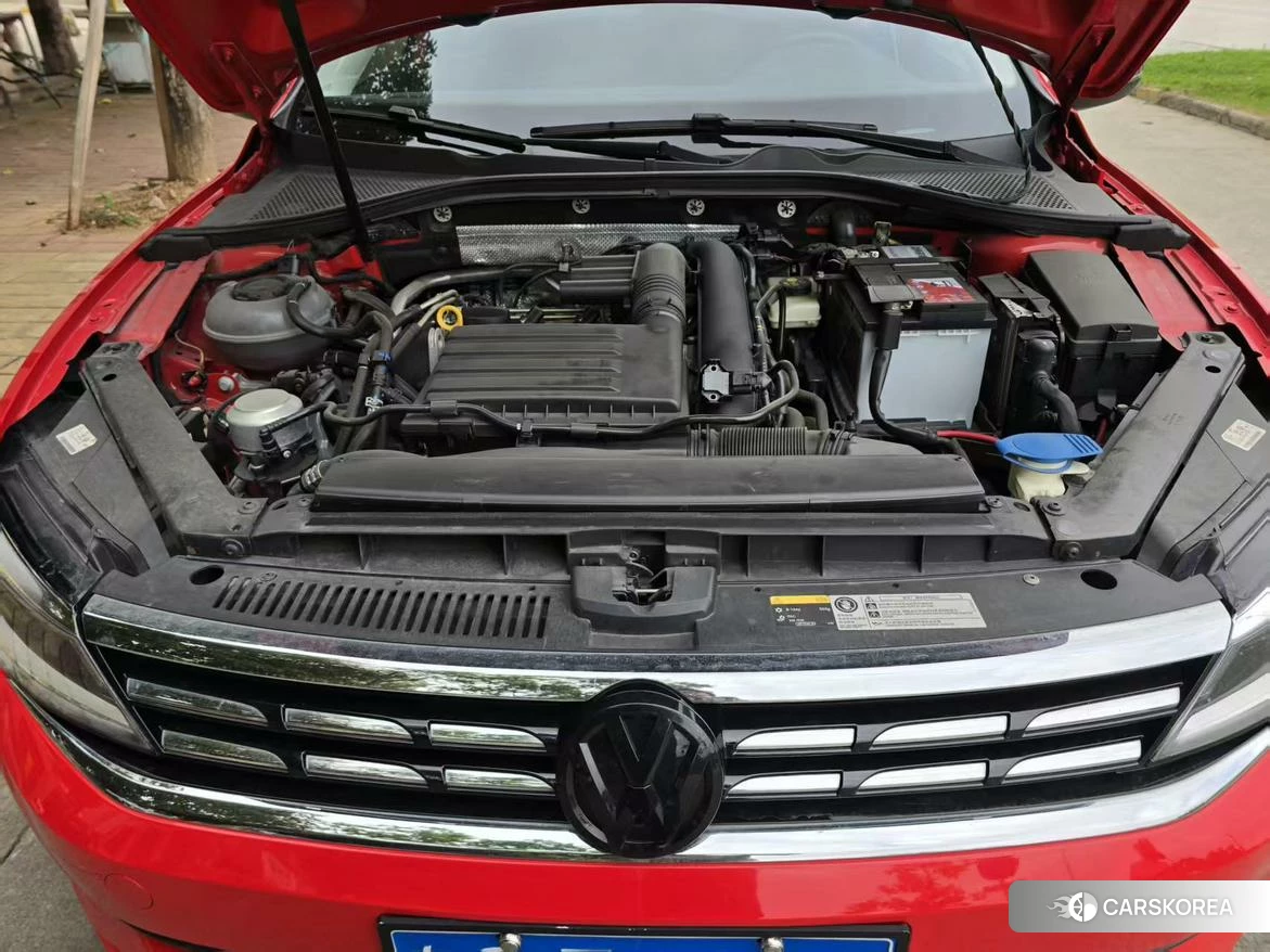 Volkswagen Lingdu 2020 Красный из Китая, фото 2