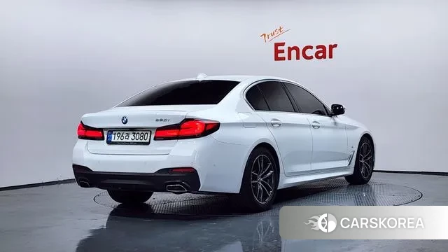 BMW 5 Series (G30) id 3389829 из Кореи 12