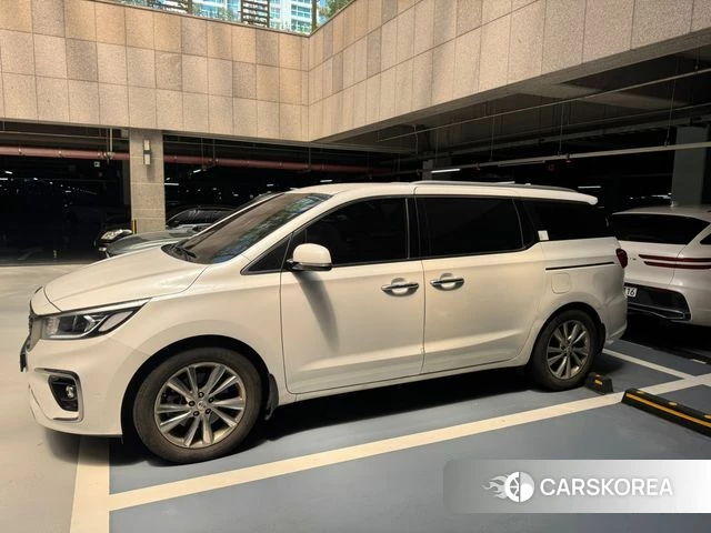 Kia The New Carnival 2018 Белый из Кореи, фото 3