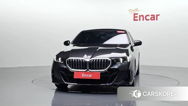 BMW 5 Series (G60) id 4904517 из Кореи 12