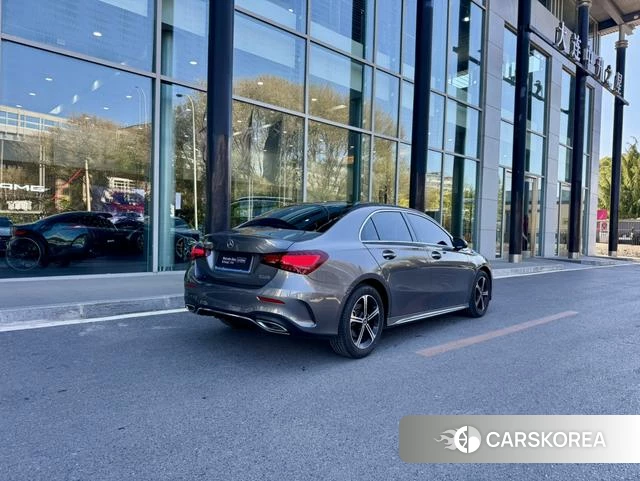Mercedes-Benz Class A 2023 Темно-серый из Китая, фото 2