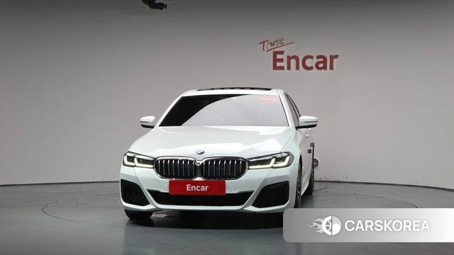 BMW 5 Series (G30) id 4349668 из Кореи 12