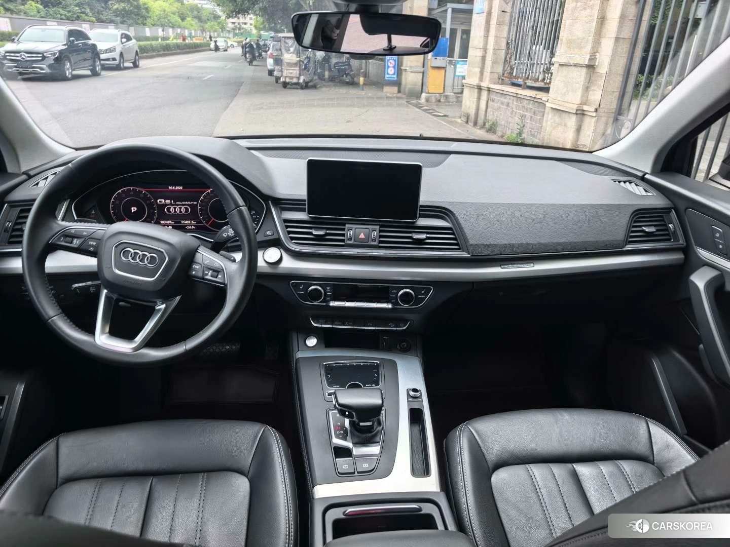 Audi Q5L id 4441199 из Китая 12