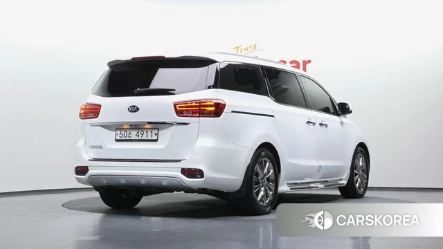 Kia The New Carnival id 4310864 из Кореи 12