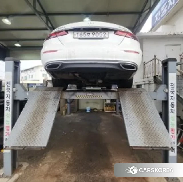 Mercedes-Benz E-Class W213 2022 Белый из Кореи, фото 2