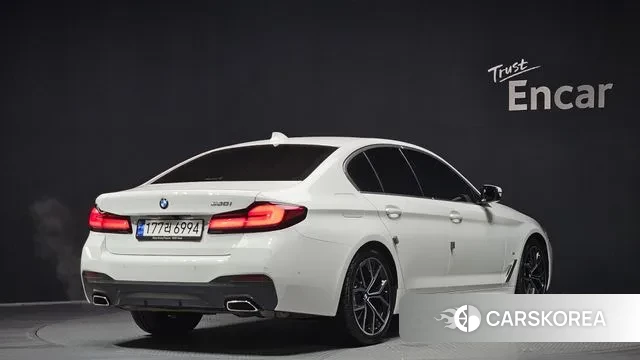 BMW 5 Series (G30) id 3596682 из Кореи 12