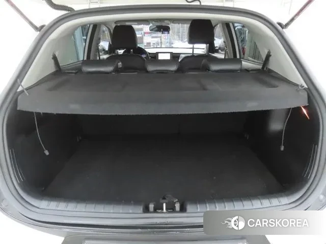 Kia Stonic id 3544081 из Кореи 12