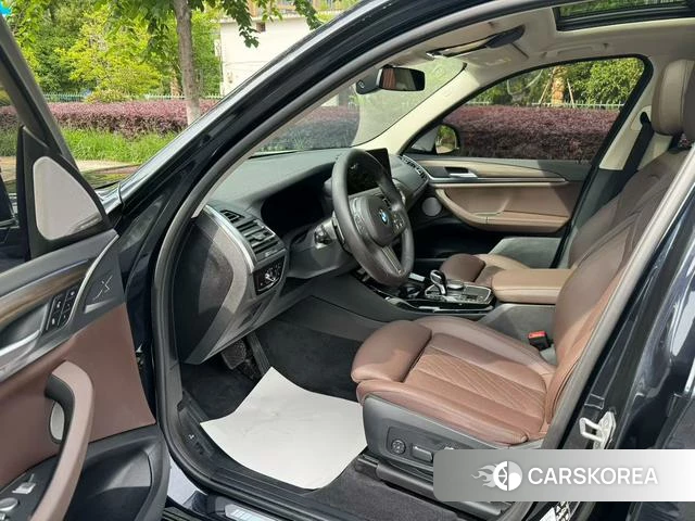 BMW X3 2024 Черный из Китая, фото 2