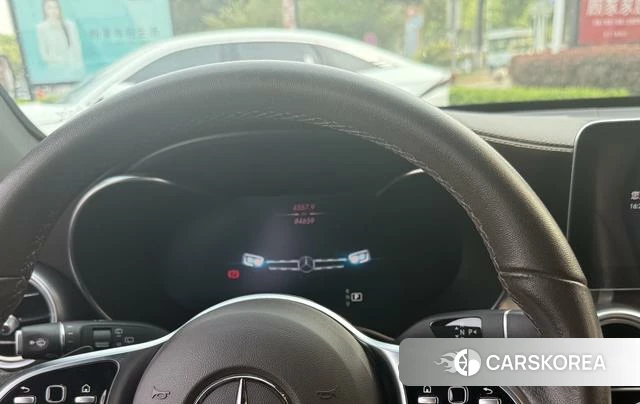 Mercedes-Benz GLC 2021 Черный из Китая, фото 2