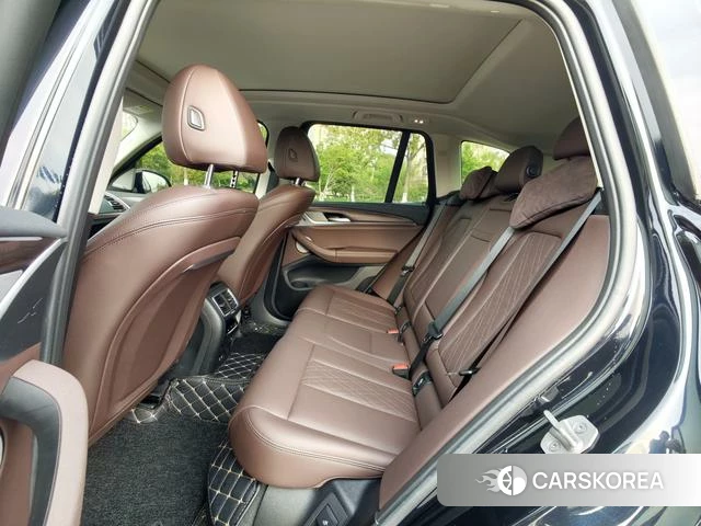 BMW X3 2024 Черный из Китая, фото 2