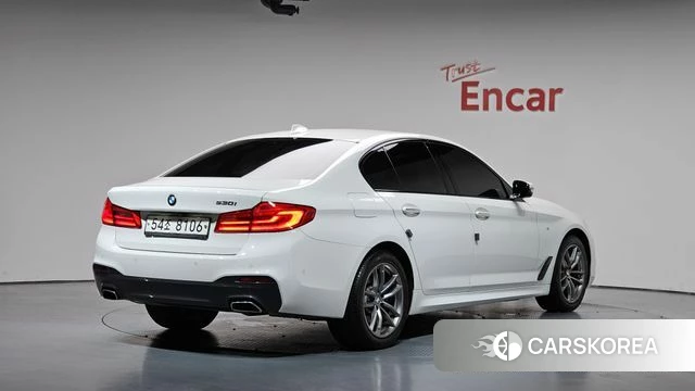 BMW 5 Series (G30) id 4325996 из Кореи 12