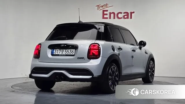 Mini Cooper S id 3610942 из Кореи 12