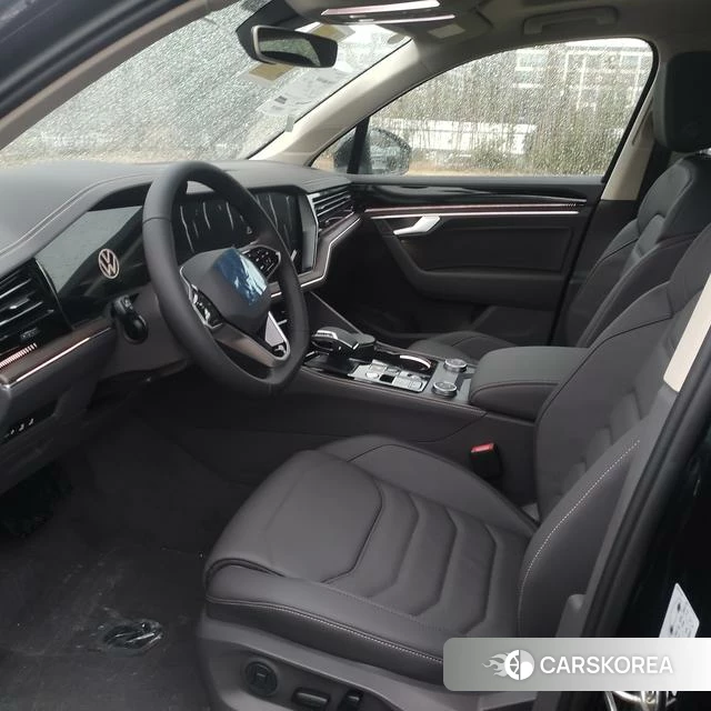 Volkswagen Touareg id 4359115 из Китая 7