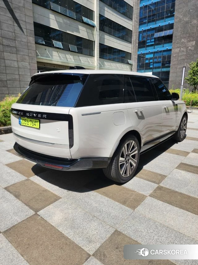 Land Rover Range Rover 5th Generation 2025 Светло-серебряный цвет из Кореи, фото 6