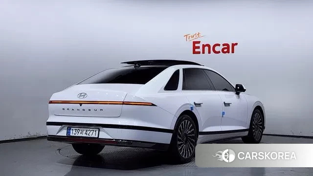 Hyundai Grandeur Hybrid (GN7) id 2884131 из Кореи 12