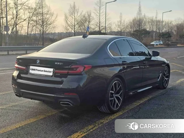 BMW 5 Series (G30) id 3607280 из Кореи 11