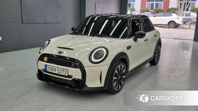 Mini Cooper S id 3871970 из Кореи 10