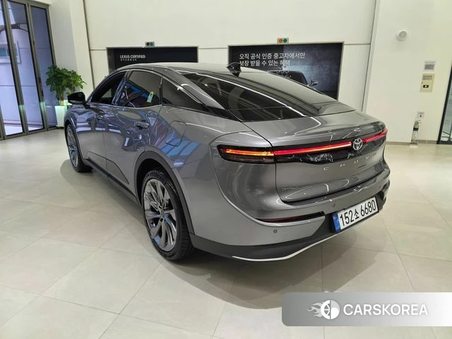 Toyota Crown Crossover id 4576951 из Кореи 9