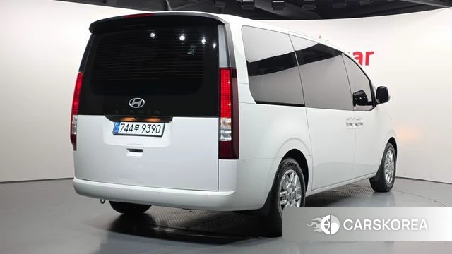 Hyundai Staria id 4578637 из Кореи 12
