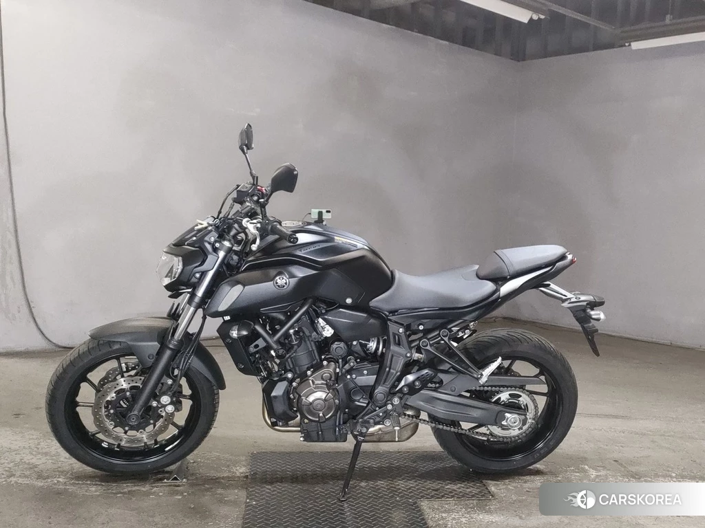 Проданный Yamaha MT-07 id 4172150 из Японии, фото 2