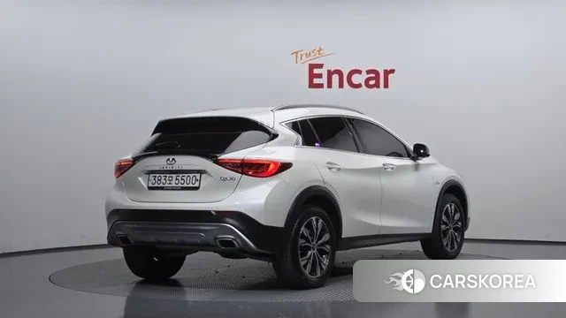 Infiniti QX30 id 3344811 из Кореи 12