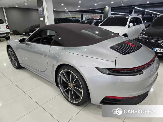 Porsche 911(992) id 4665043 из Кореи 12
