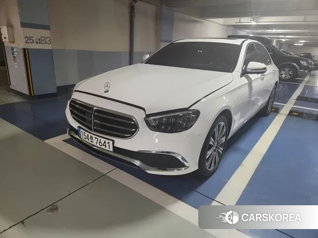 Mercedes-Benz E-Class W213 2023 Белый из Кореи, фото 2