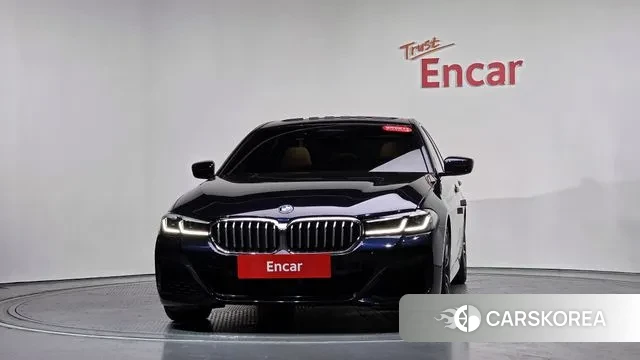 BMW 5 Series (G30) id 3545492 из Кореи 12