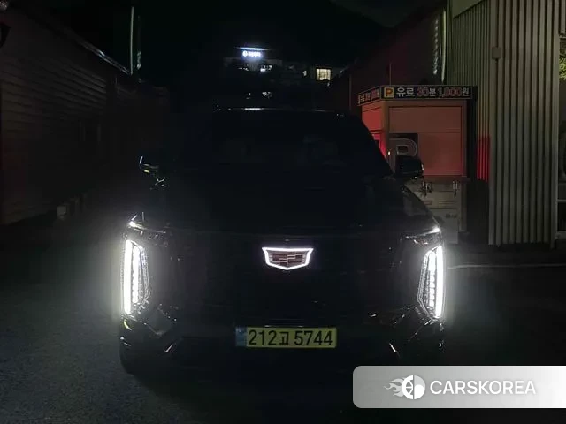 Cadillac Escalade 5th Generation 2025 Черный из Кореи, фото 2