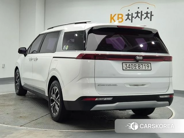 Kia Carnival 4th generation id 4680168 из Кореи 10