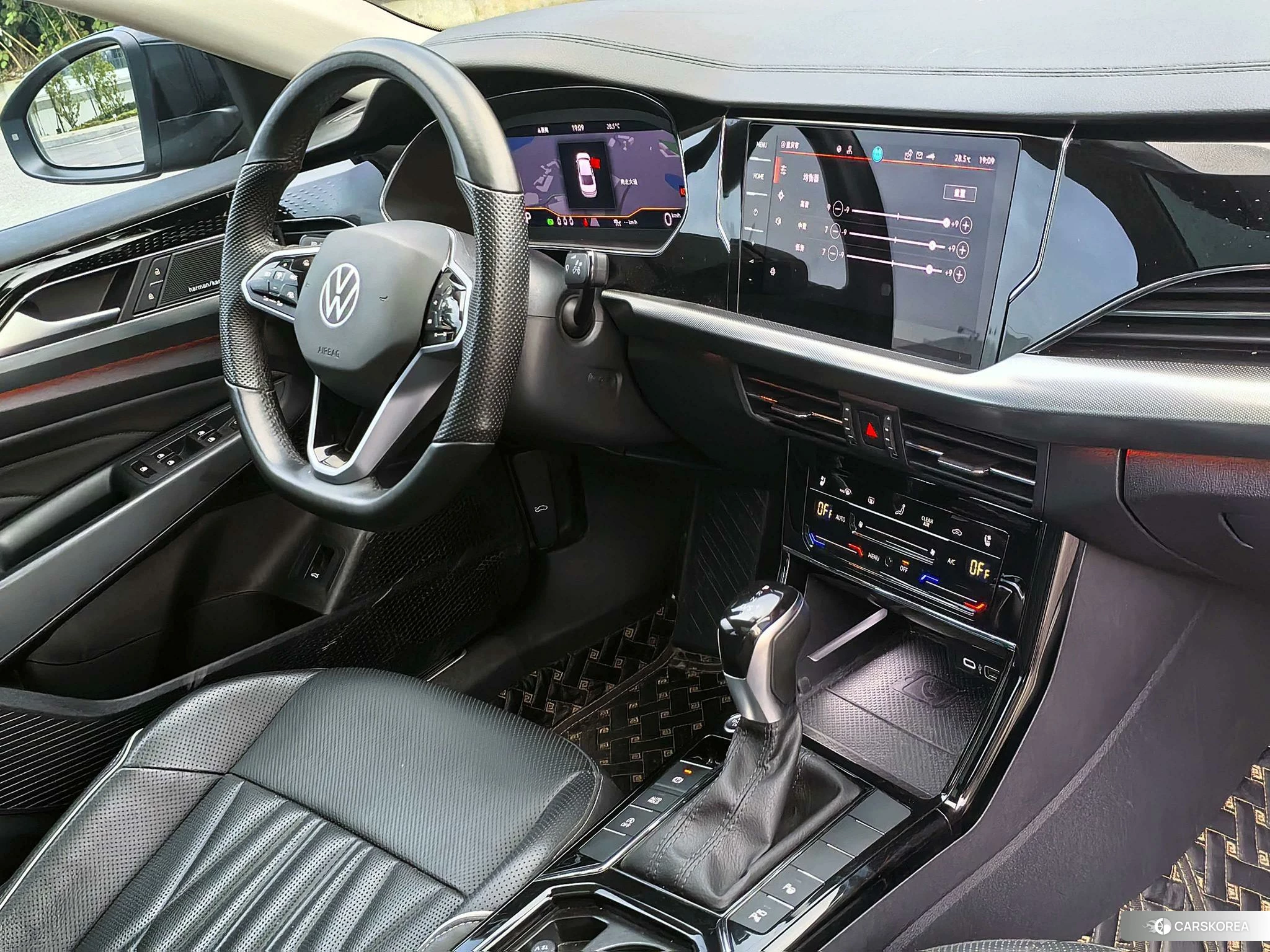 Volkswagen Passat id 4462072 из Китая 8
