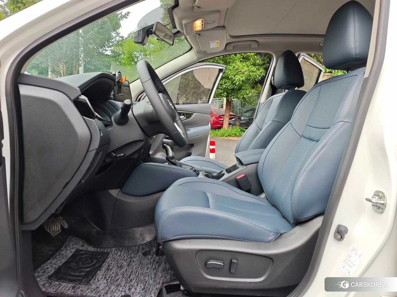 Nissan Qashqai 2025 Белый из Китая, фото 2