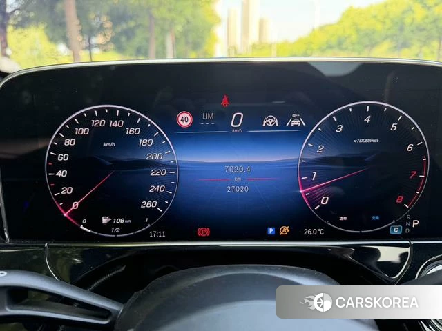 Mercedes-Benz E-class 2024 Черный из Китая, фото 2
