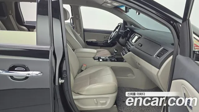 Kia The New Carnival id 2763288 из Кореи 12