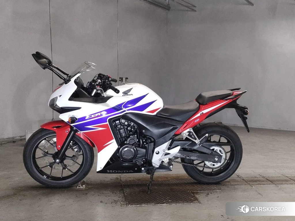 Проданный Honda CBR400R 2013 из Японии, фото 2