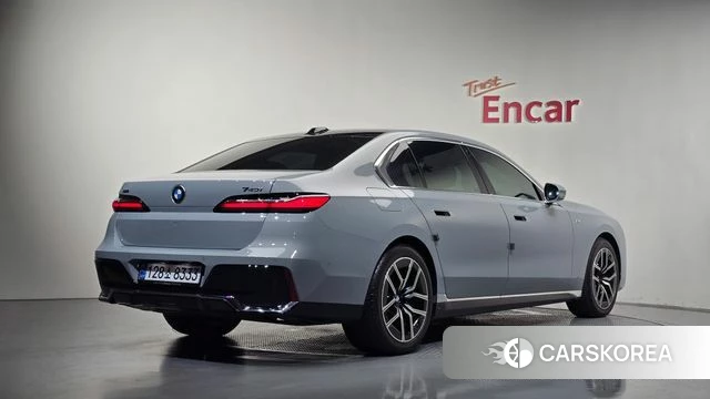 BMW 7 Series (G70) id 4681553 из Кореи 12