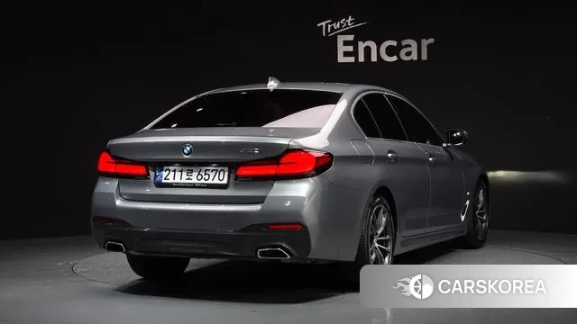 BMW 5 Series (G30) id 3670481 из Кореи 12