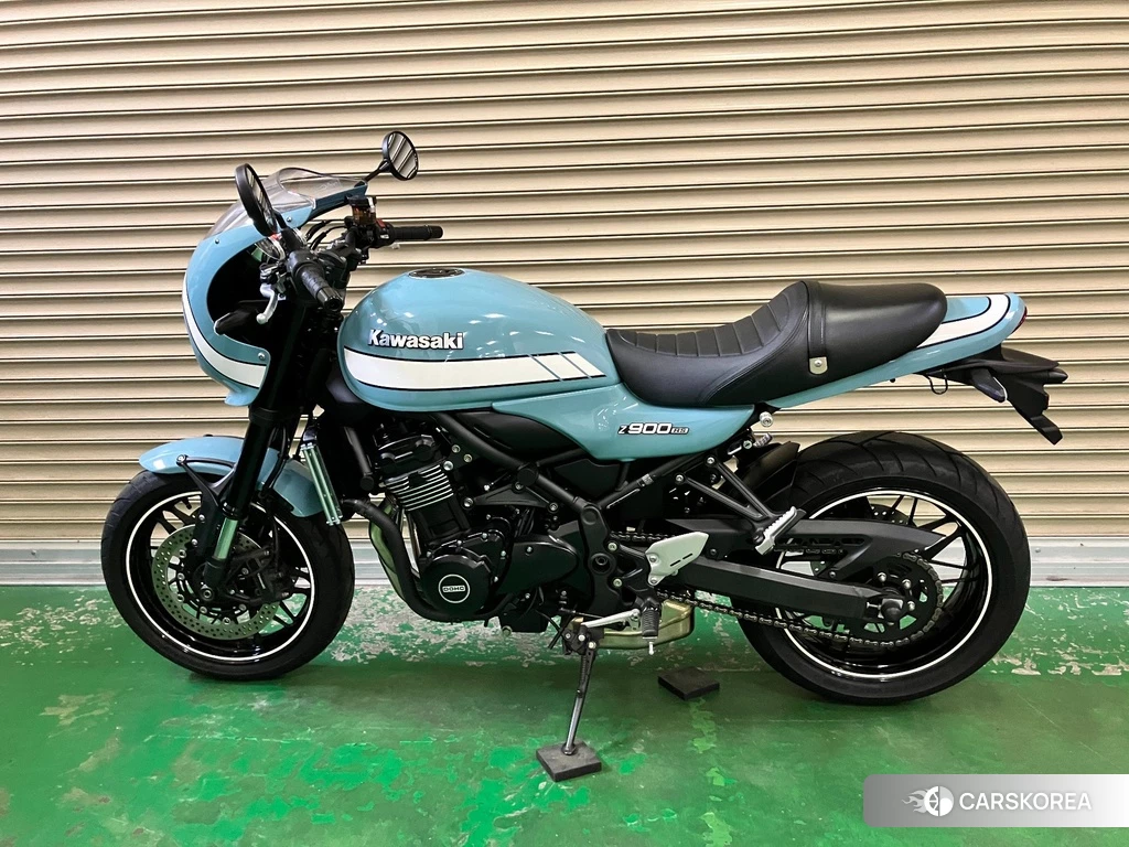 Проданный Kawasaki Z900RS CAFE 2020 из Японии