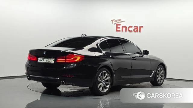 BMW 5 Series (G30) id 4496560 из Кореи 12