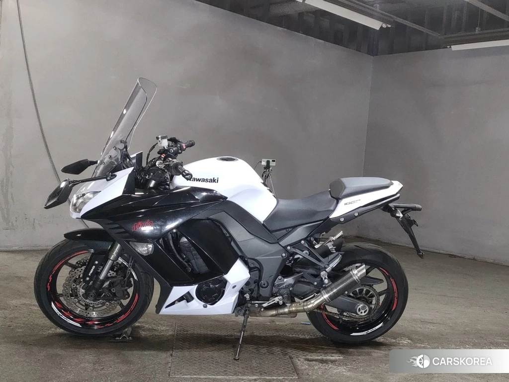Проданный Kawasaki NINJA 1000 2012 из Японии