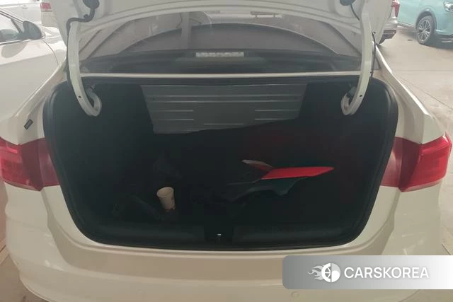Volkswagen Santana id 3908433 из Китая 9