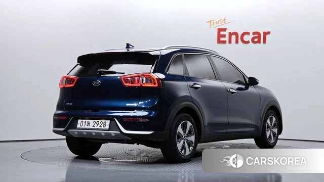 Kia Niro id 4605382 из Кореи 12