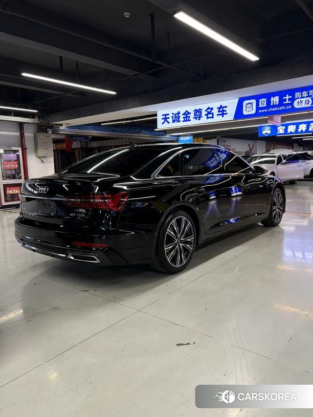 Audi A6L 2022 Черный из Китая, фото 3
