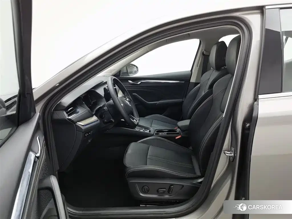 Skoda Octavia id 4546499 из Китая 12