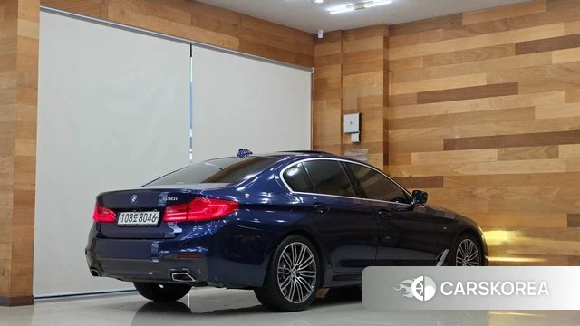 BMW 5 Series (G30) id 4507985 из Кореи 12