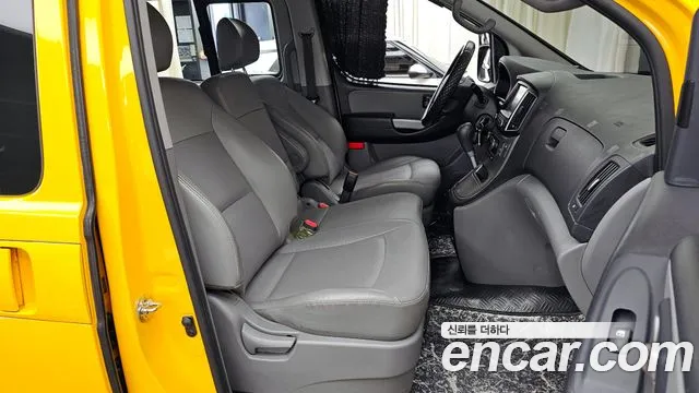 Hyundai The New Grand Starex id 2598375 из Кореи 12