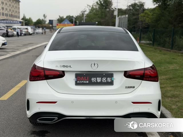 Mercedes-Benz Class A 2024 Белый из Китая, фото 2