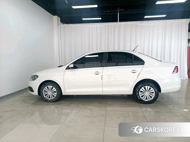 Volkswagen Santana id 4212230 из Китая 12