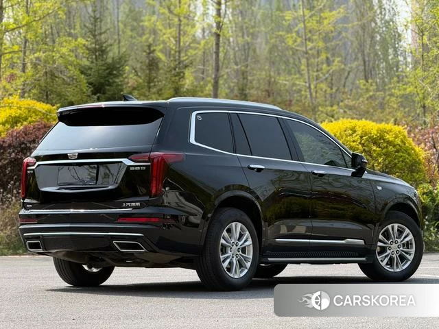 Cadillac XT6 2022 Черный из Китая, фото 2